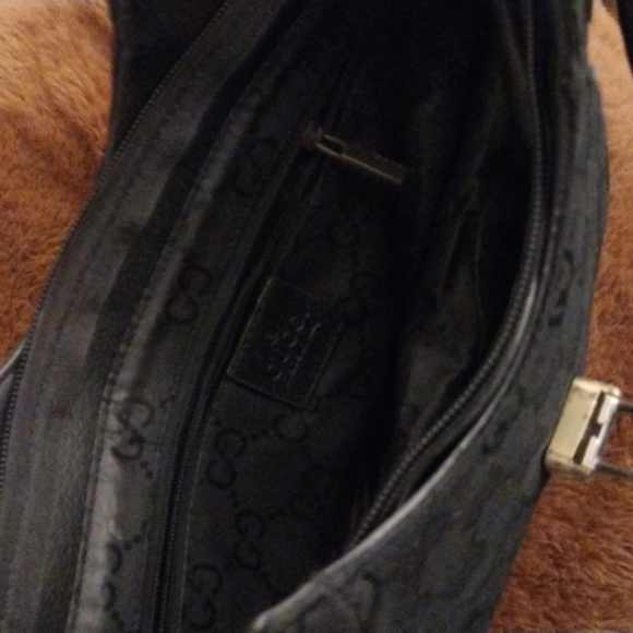 Gucci purse - Picture 4 of 7